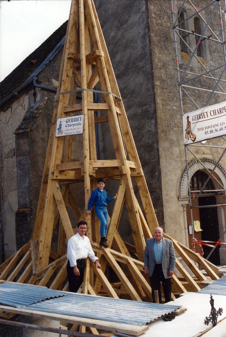 Clocher de Tichey avec les 3 Gerriet